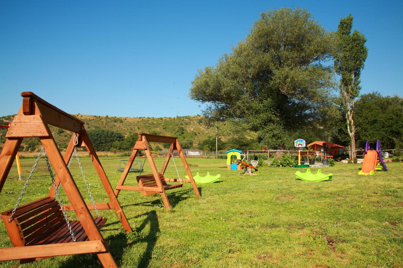 Hotel Κτήμα Γιαννιώτη Giannioti Estate Vlásti Esterno foto